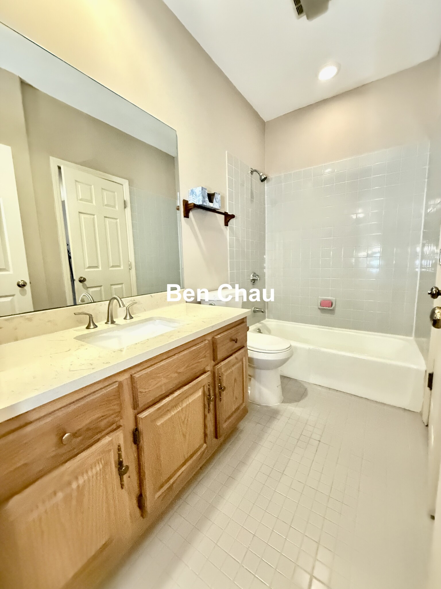 10 Weston Ave, Quincy