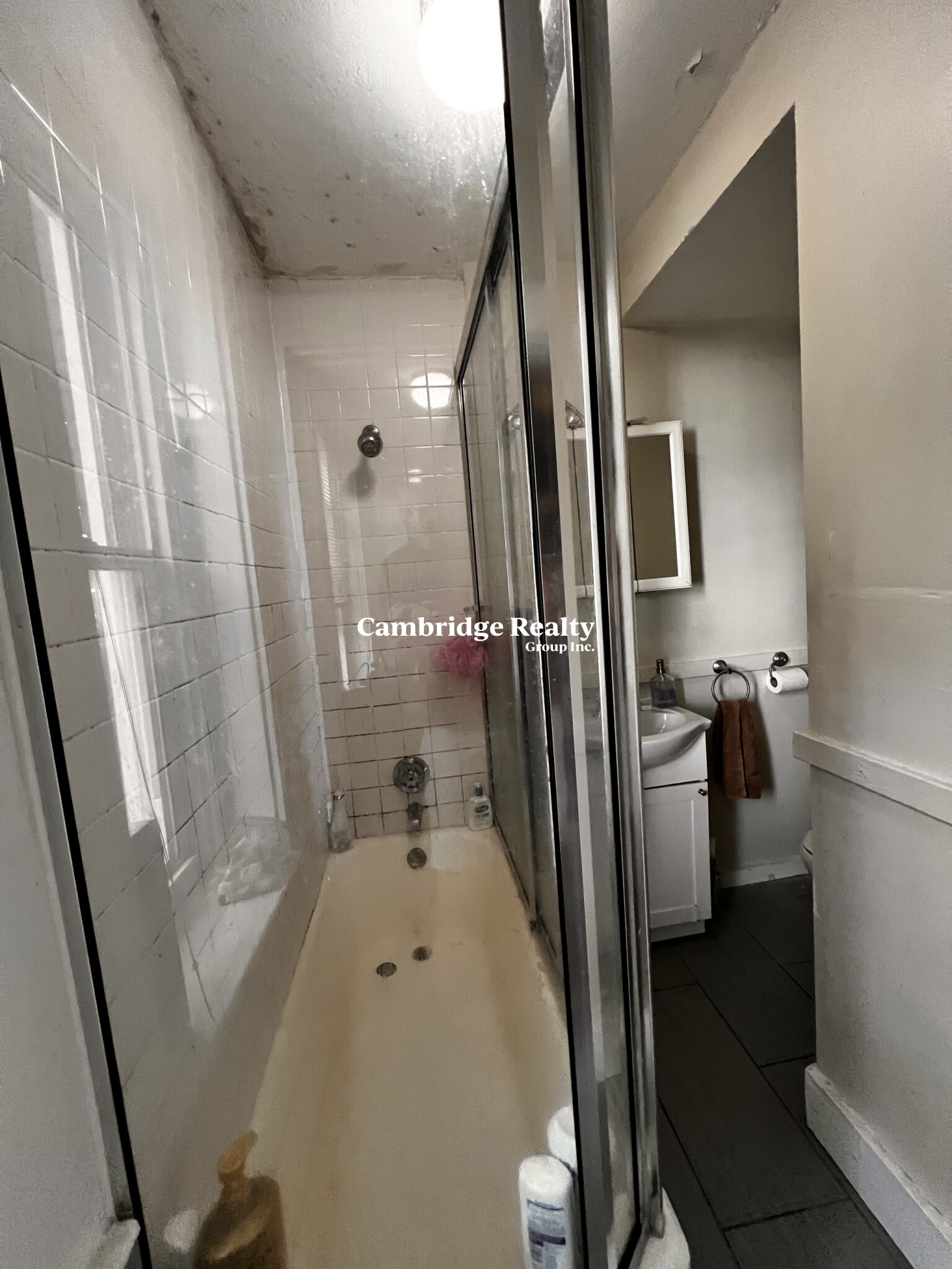 43 Crescent St, Charlestown