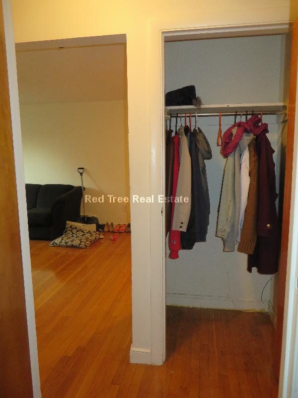 12 Commonwealth Ct, Brighton