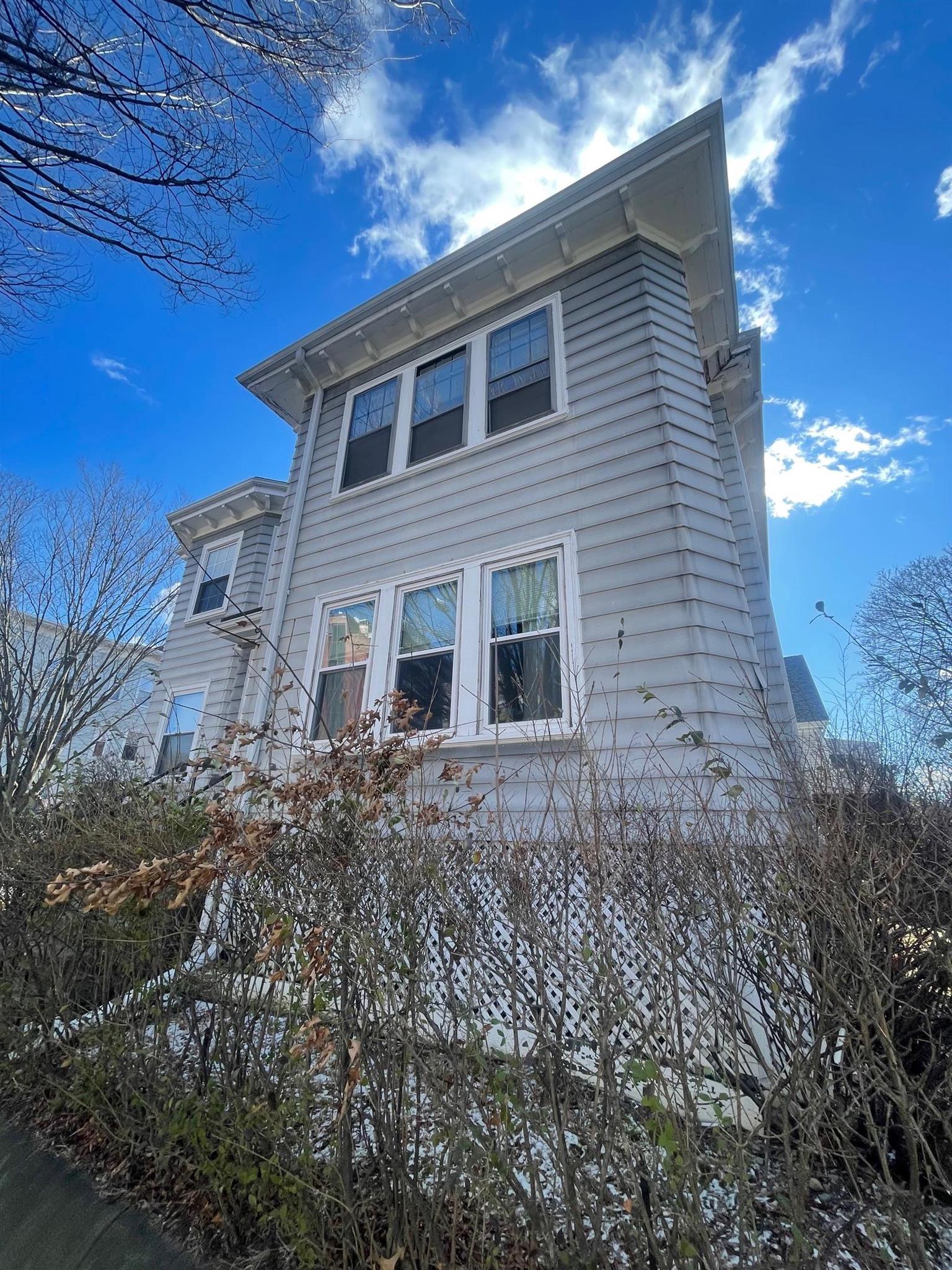 4 bed, 1.5 bath apartment for rent at 434 Broadway Unit 2, Winter Hill — photo 25 of 26