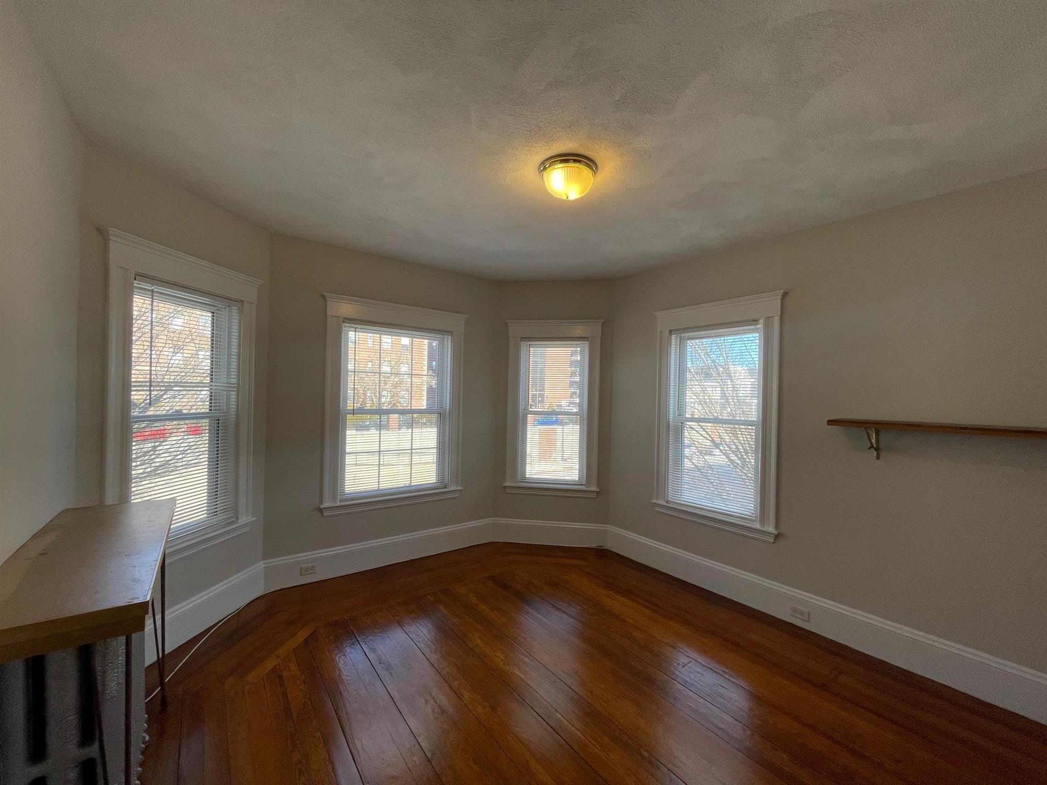 4 bed, 1.5 bath apartment for rent at 434 Broadway Unit 2, Winter Hill — photo 1 of 26