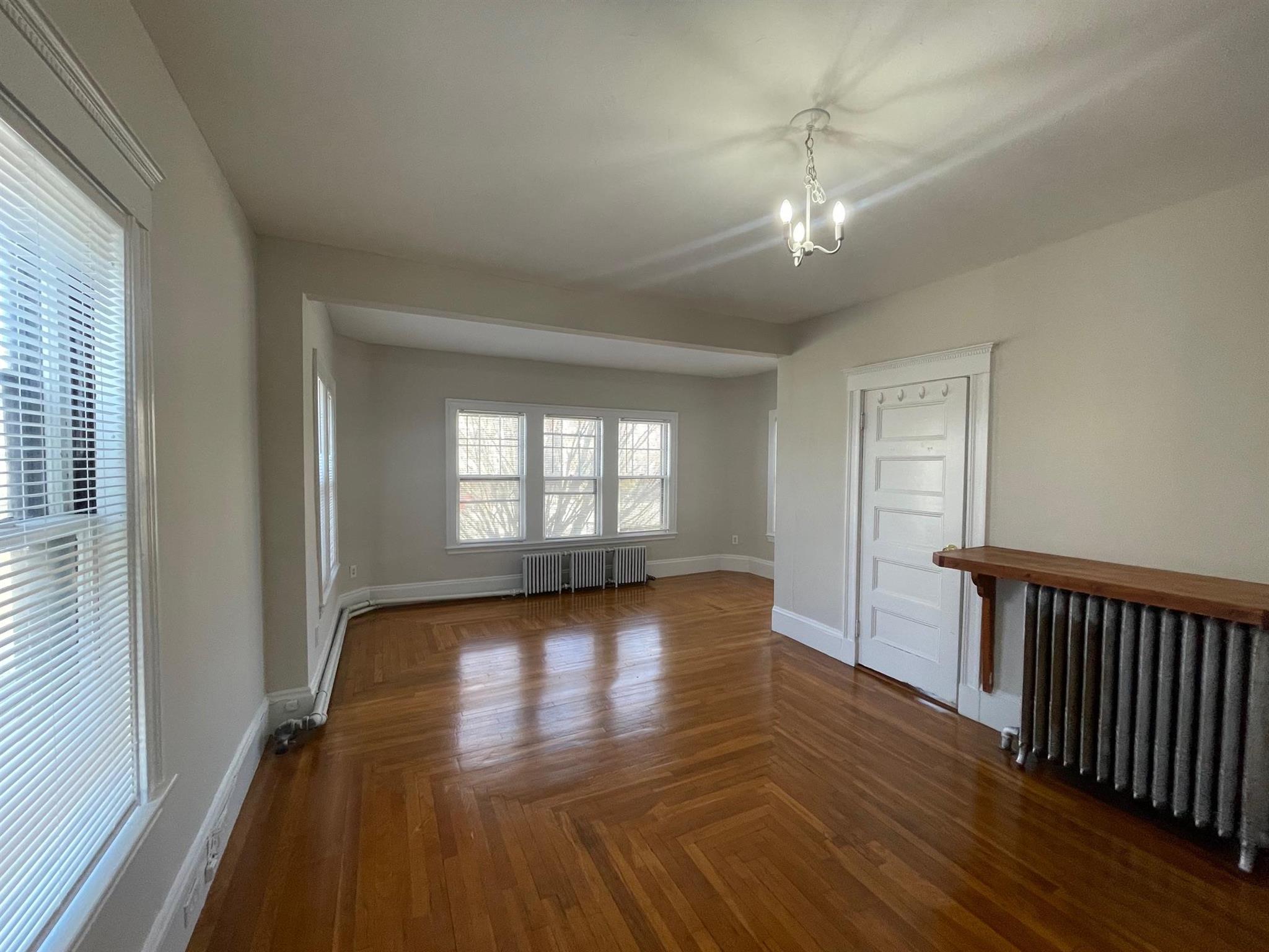 4 bed, 1.5 bath apartment for rent at 434 Broadway Unit 2, Winter Hill — photo 12 of 26