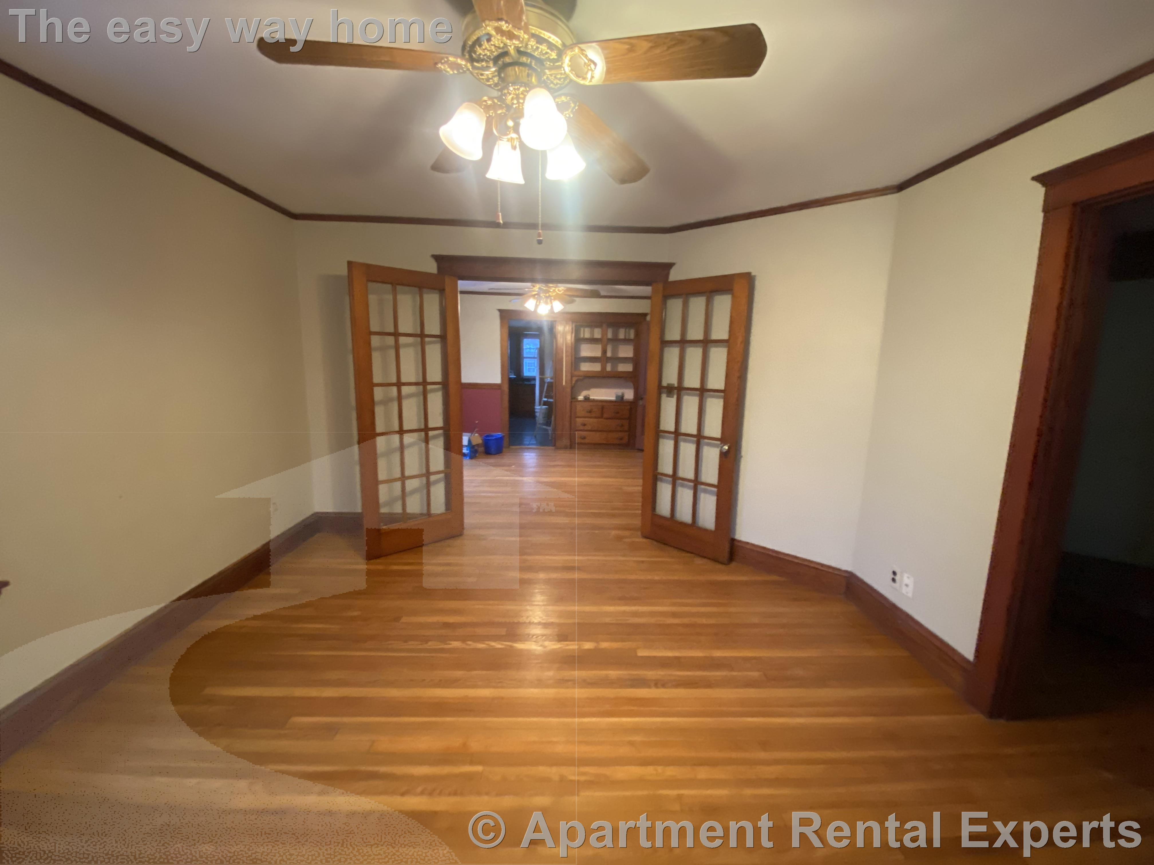 30 Holton St, West Medford