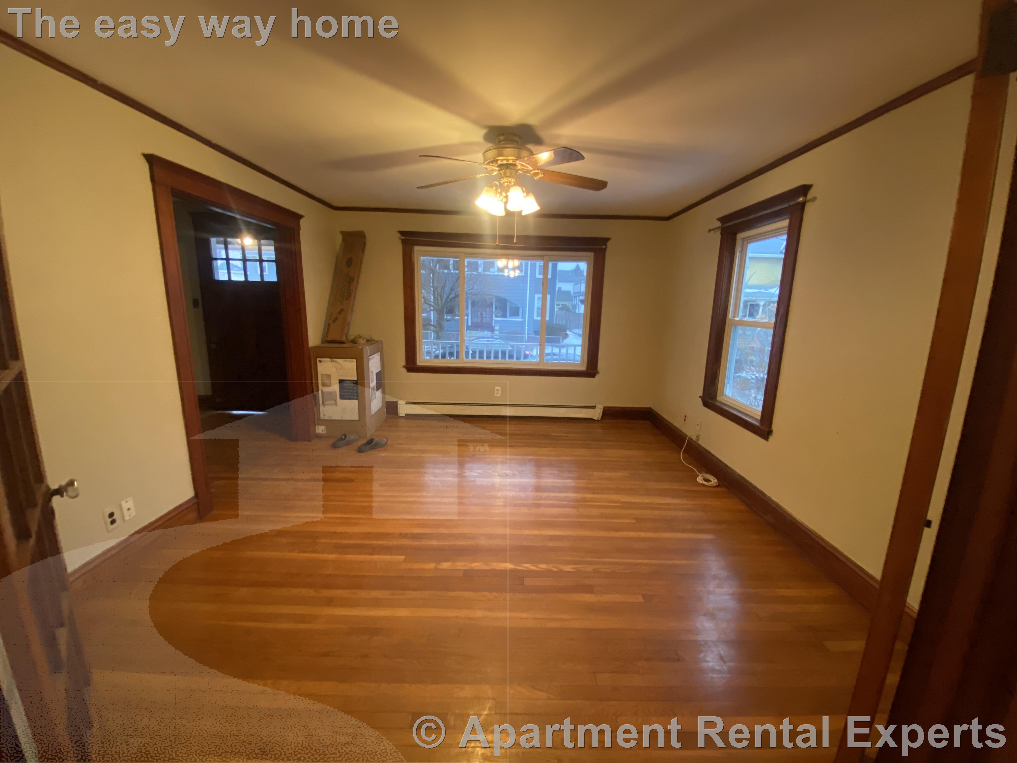 30 Holton St, West Medford