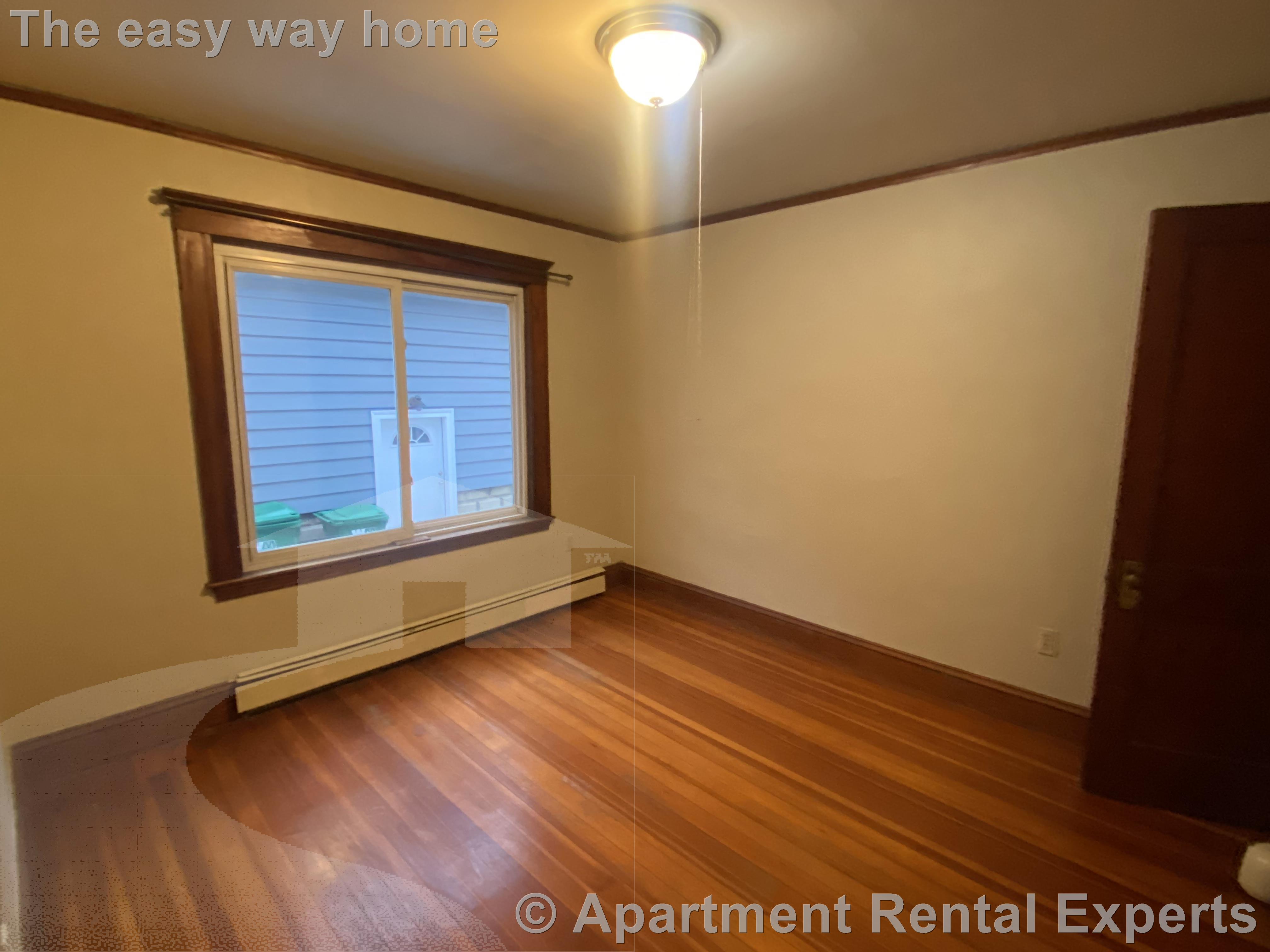 30 Holton St, West Medford