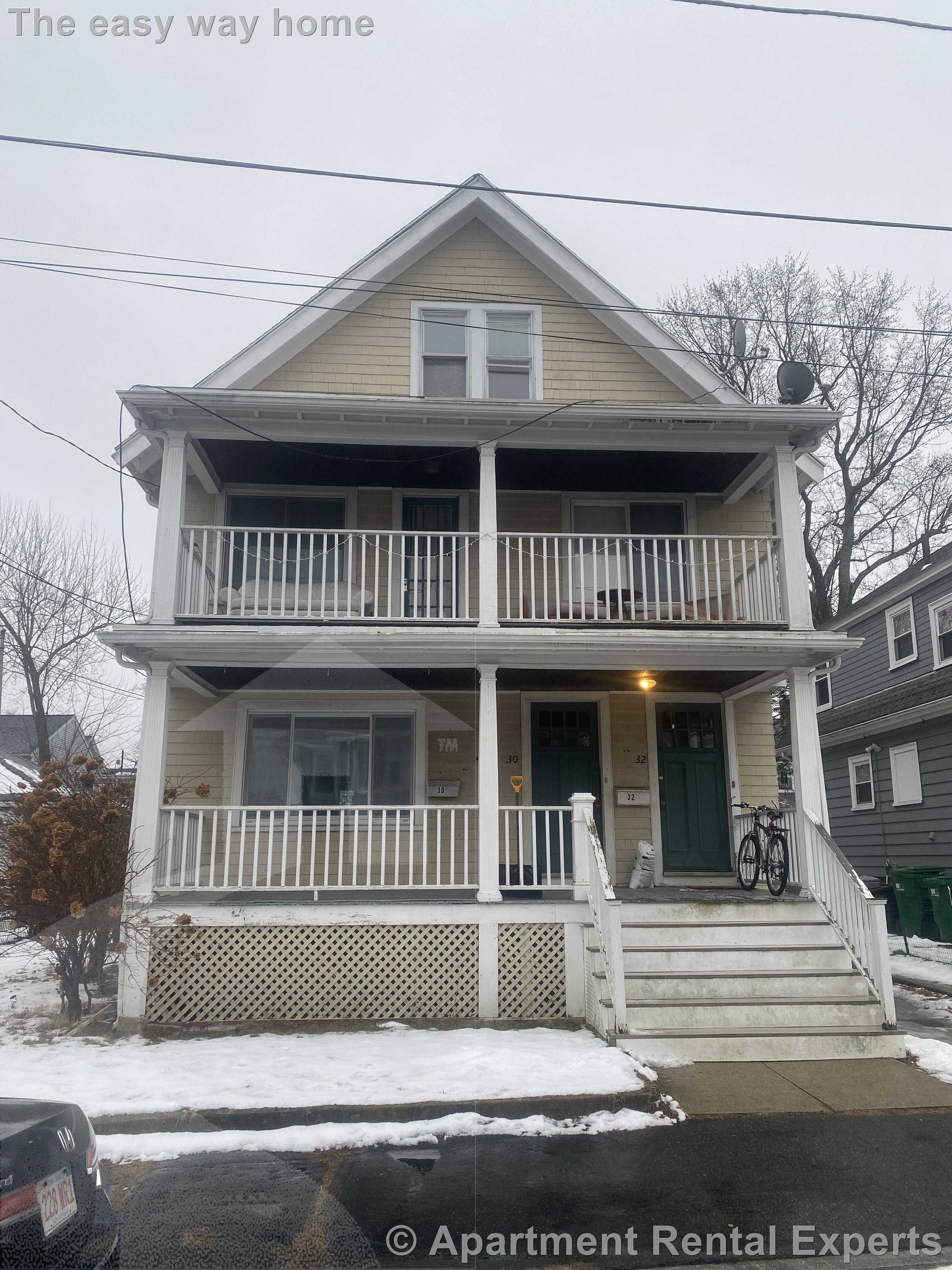 30 Holton St, West Medford