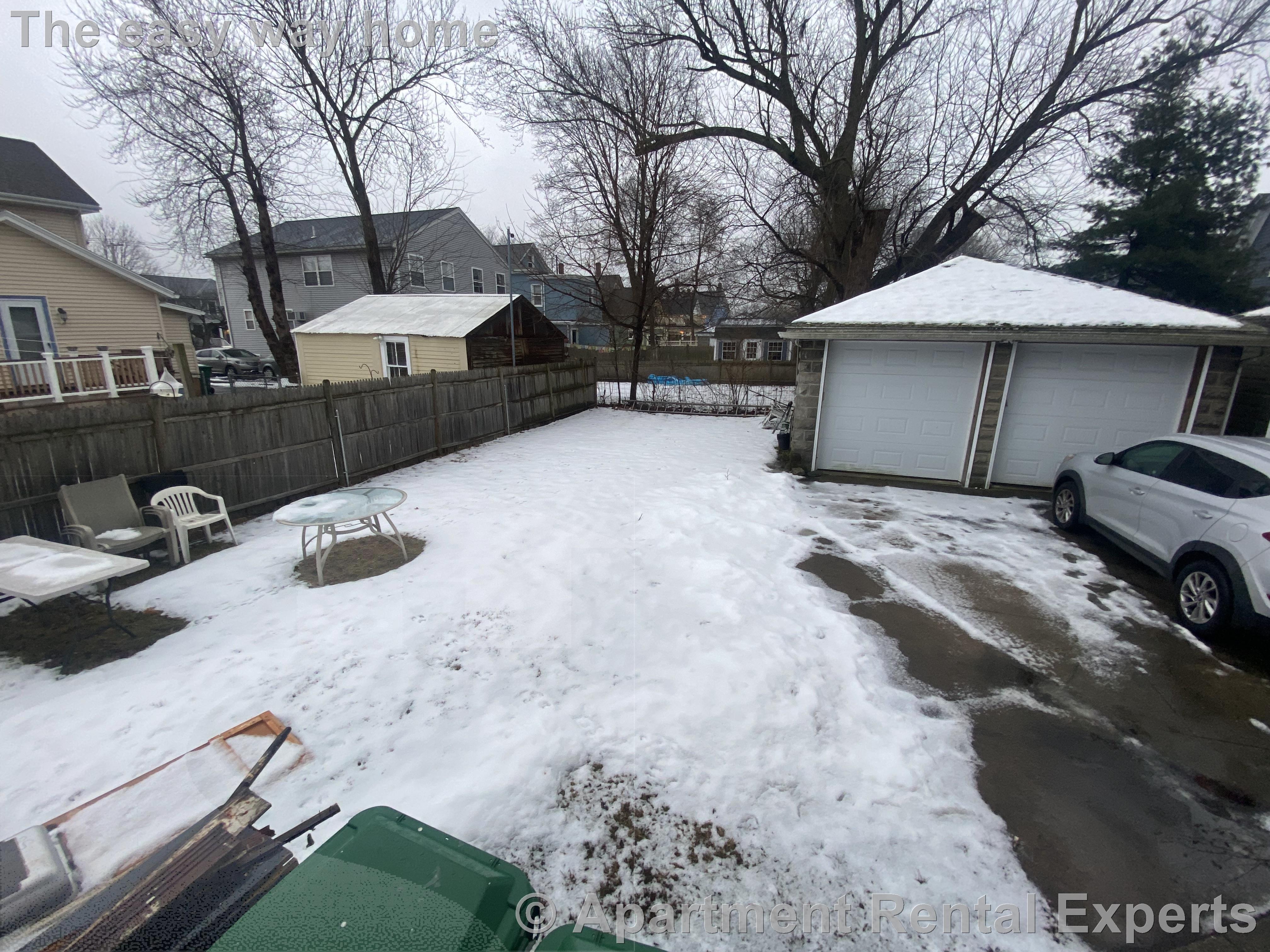 30 Holton St, West Medford