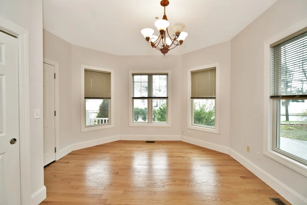 22 High St, Needham