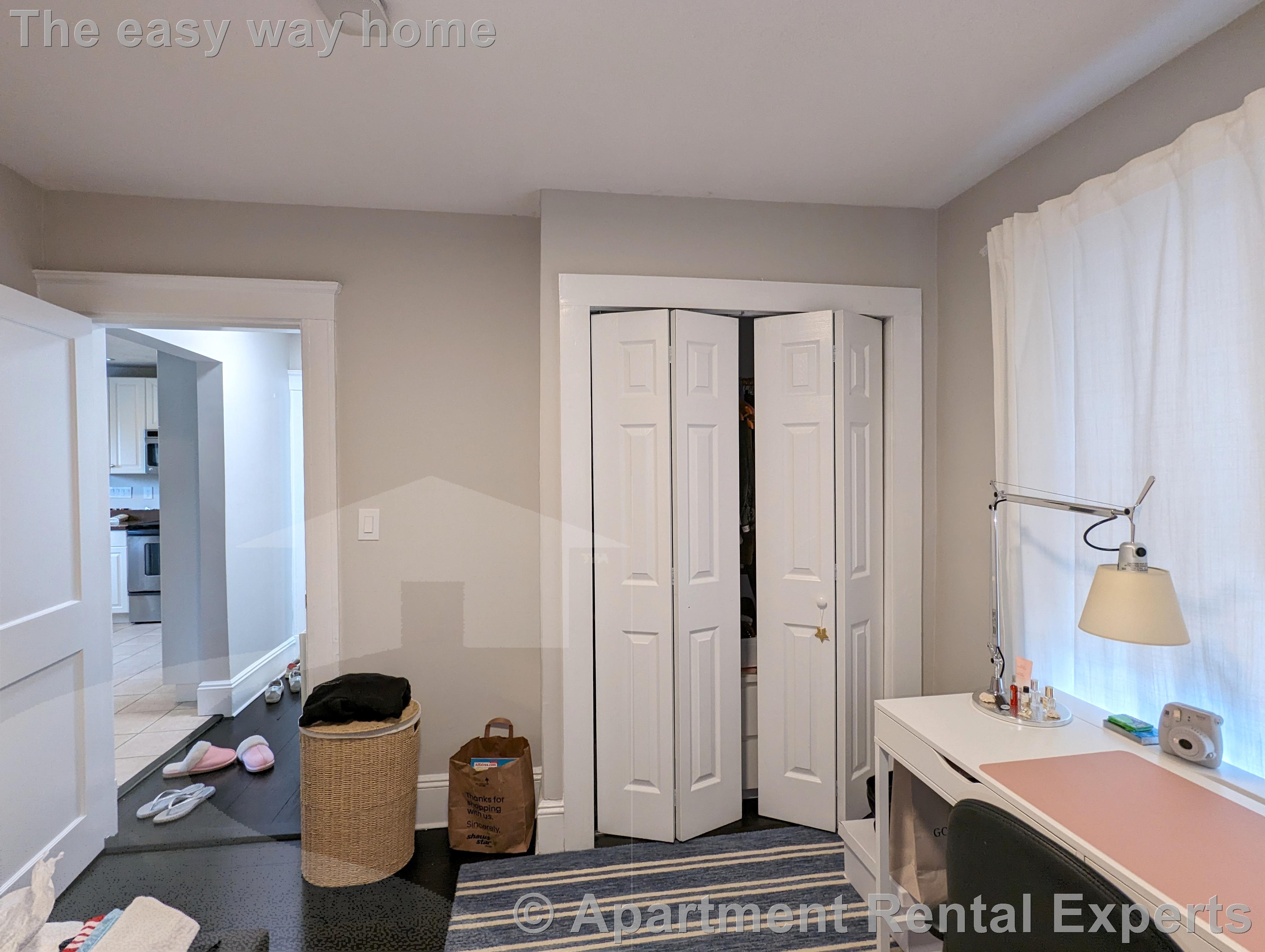 5 bed, 2 bath apartment for rent at 59 Sunset Rd Unit 2, West Somerville — photo 5 of 12
