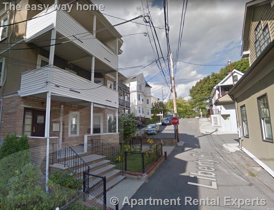 125 Liberty Rd, Powder House Square