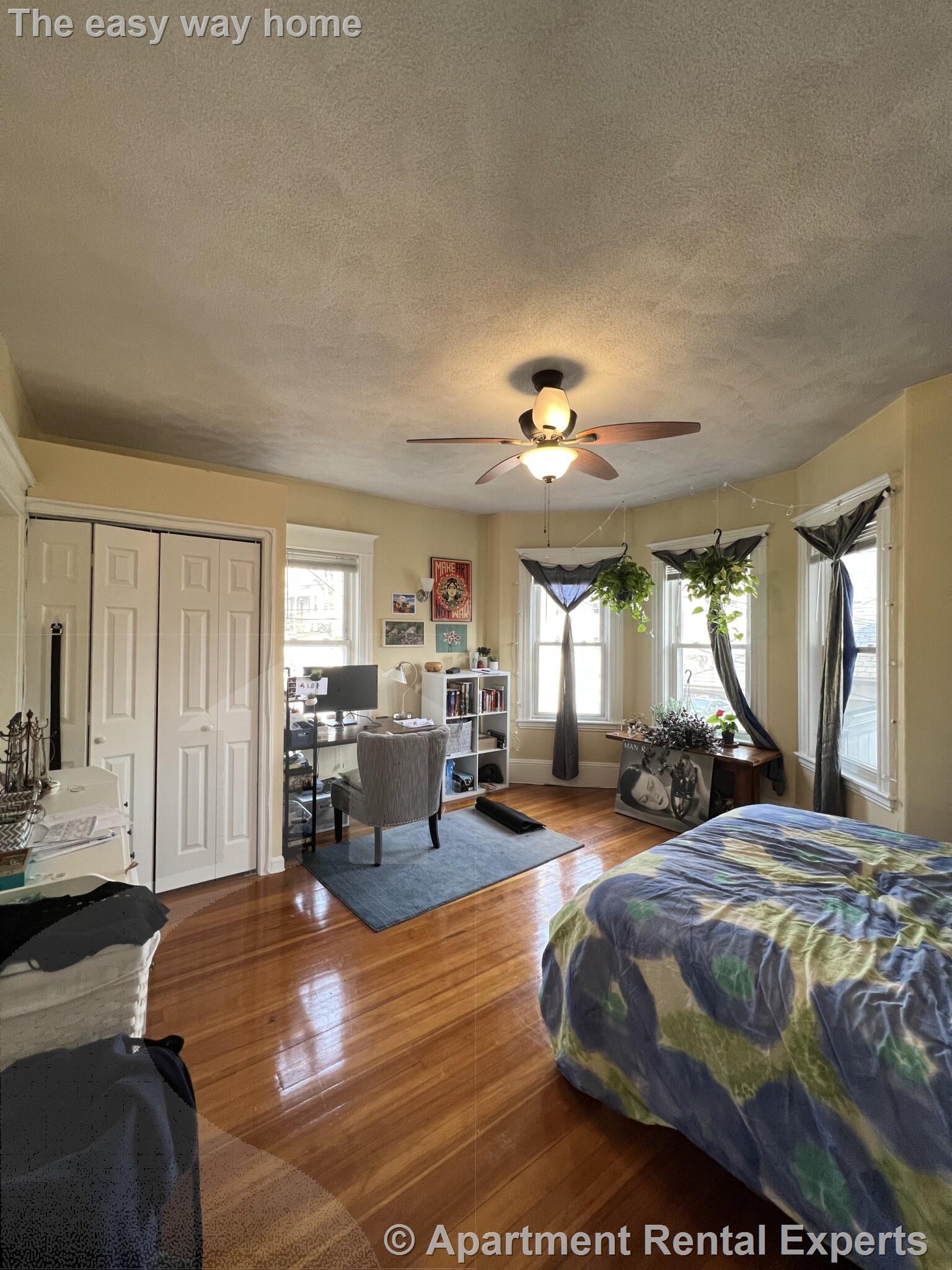 125 Liberty Rd, Powder House Square