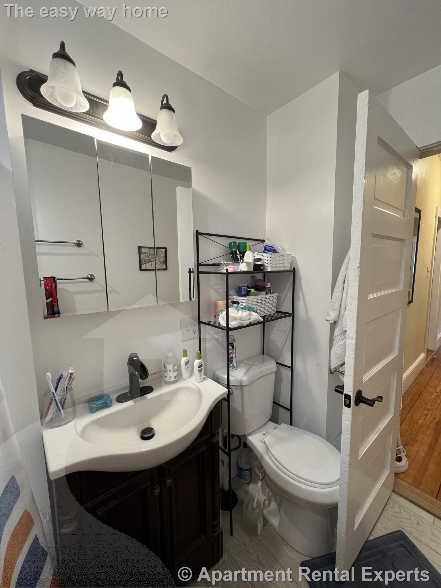 125 Liberty Rd, Powder House Square