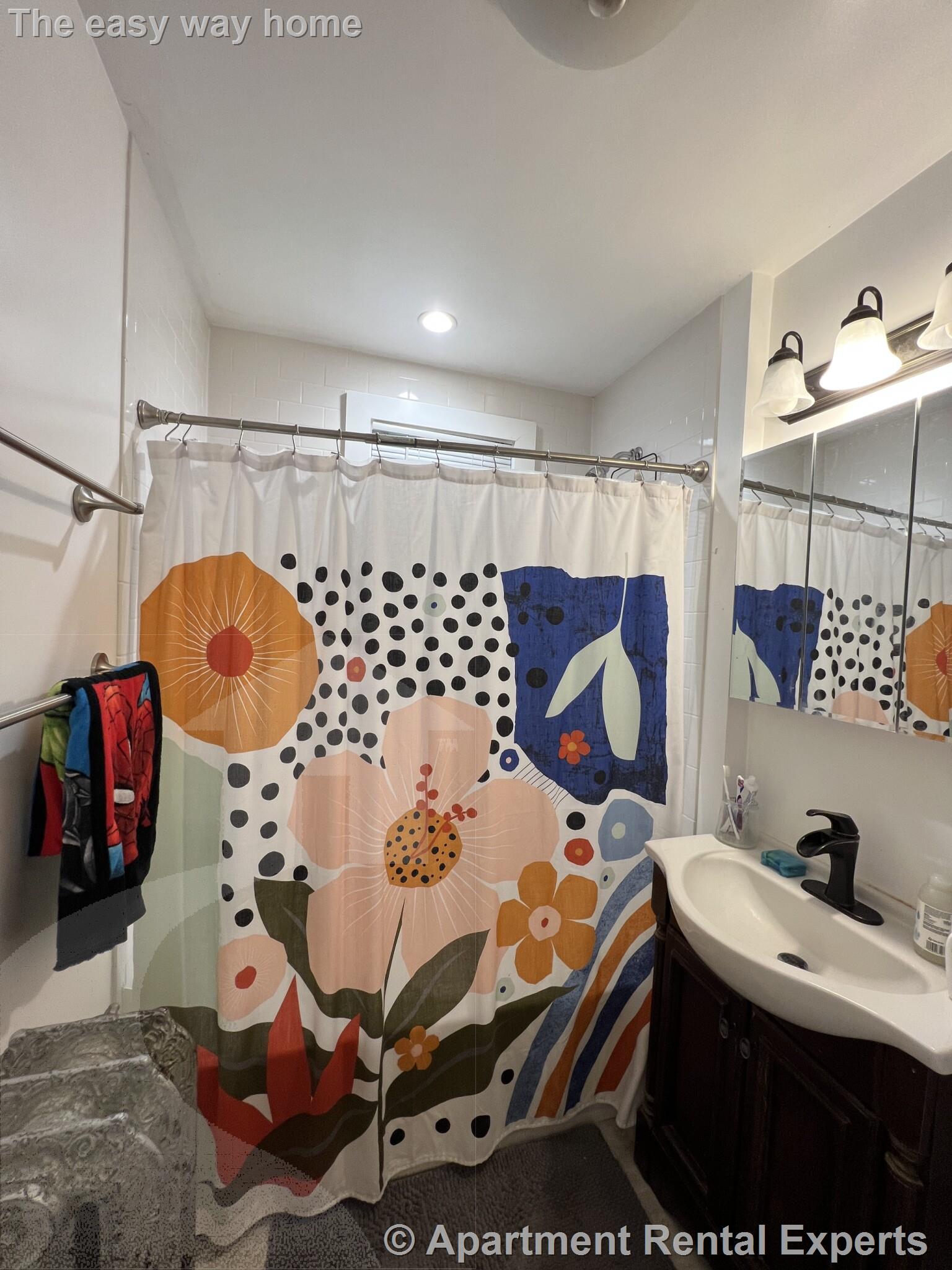 125 Liberty Rd, Powder House Square