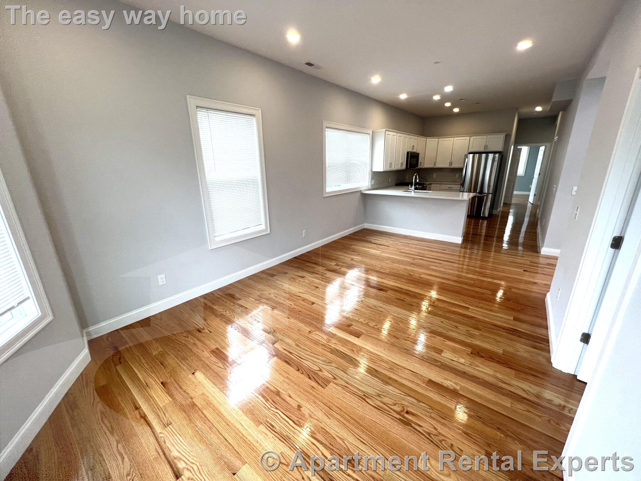 126 Cross St, East Somerville