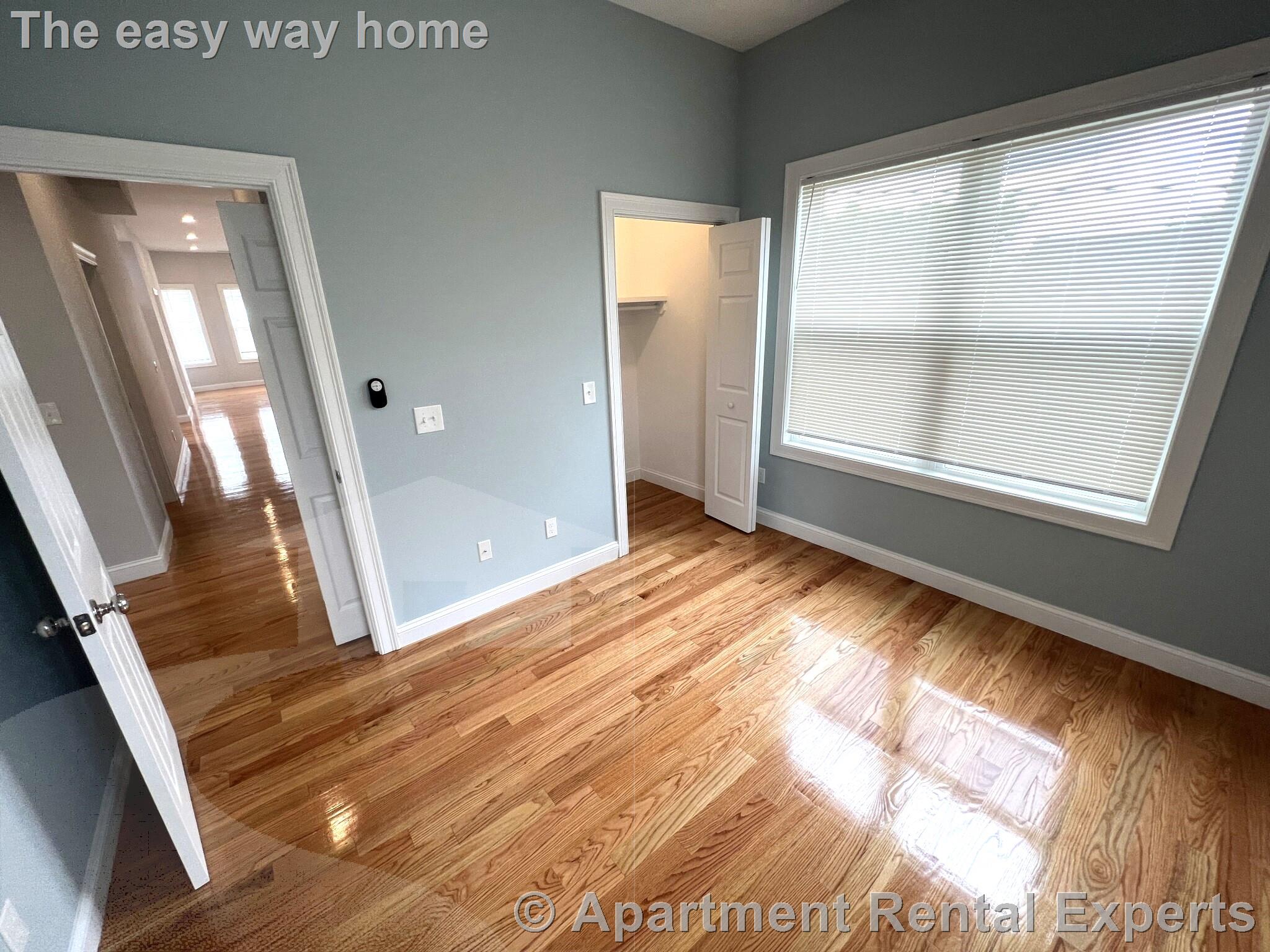 126 Cross St, East Somerville