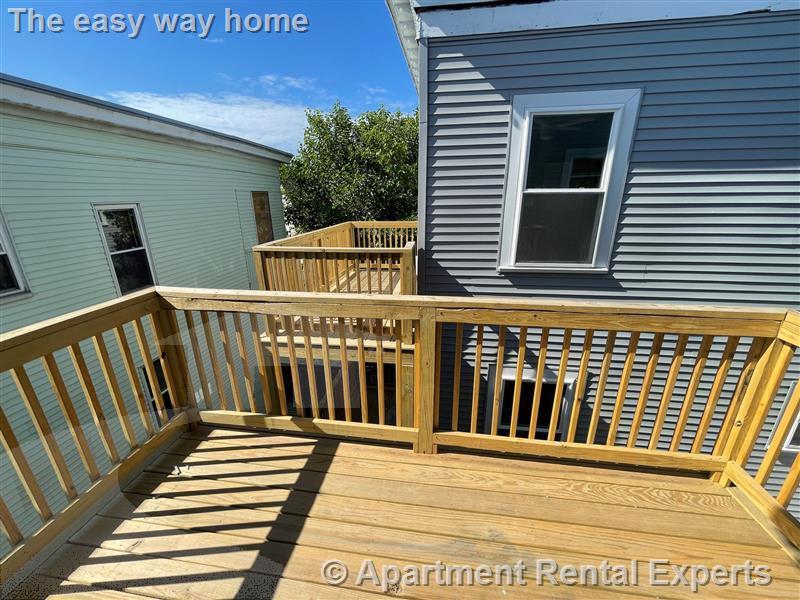 126 Cross St, East Somerville