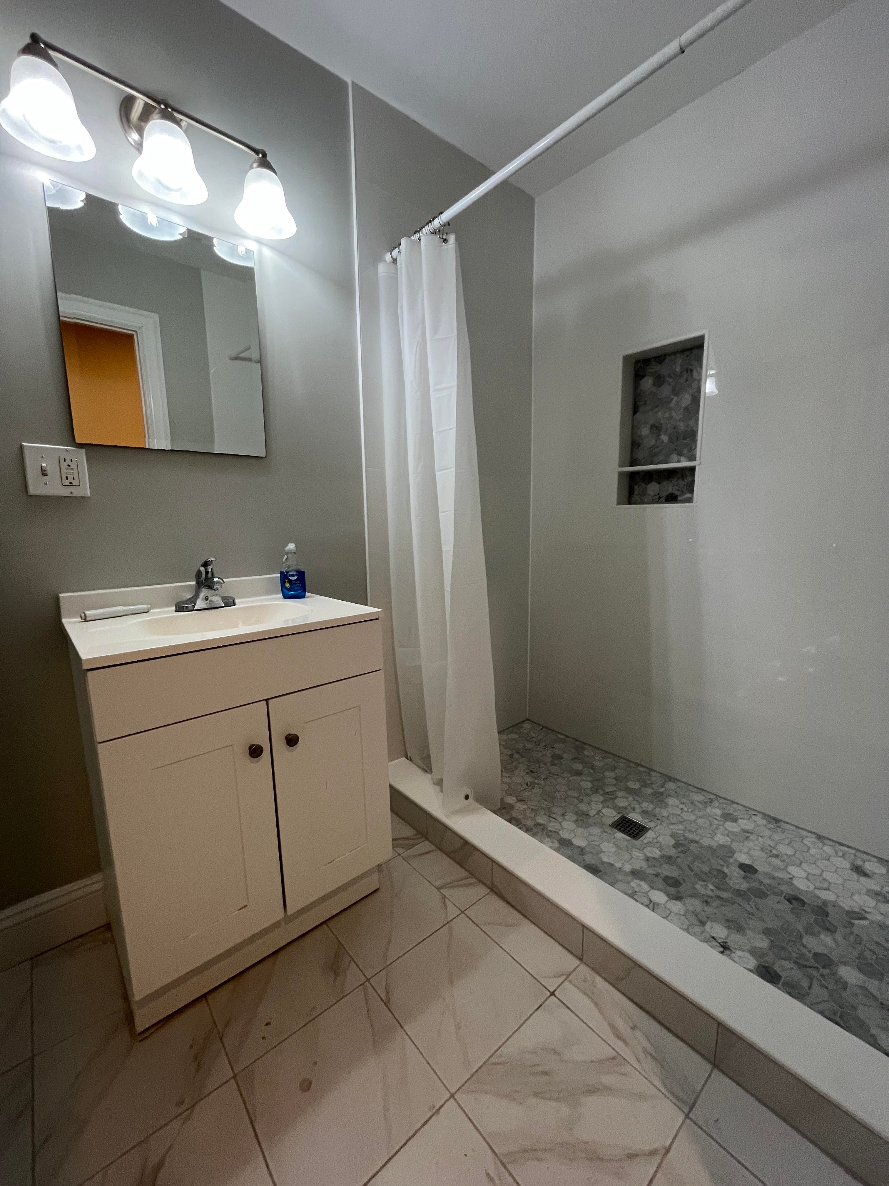 1 bed, 1 bath apartment for rent at 70 Pinckney St Unit A, Beacon Hill — photo 5 of 12
