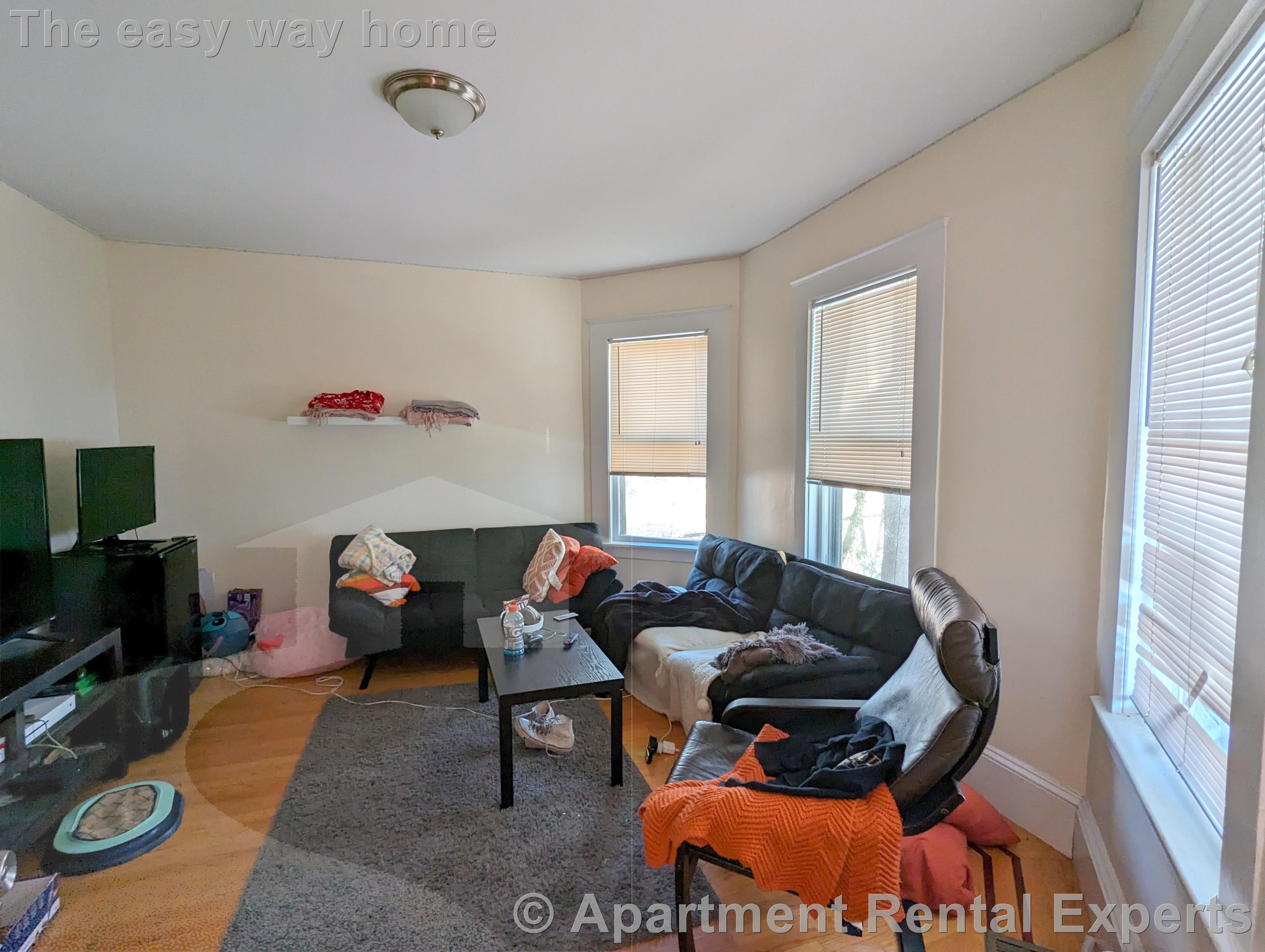 28R Cherry St, Porter Square