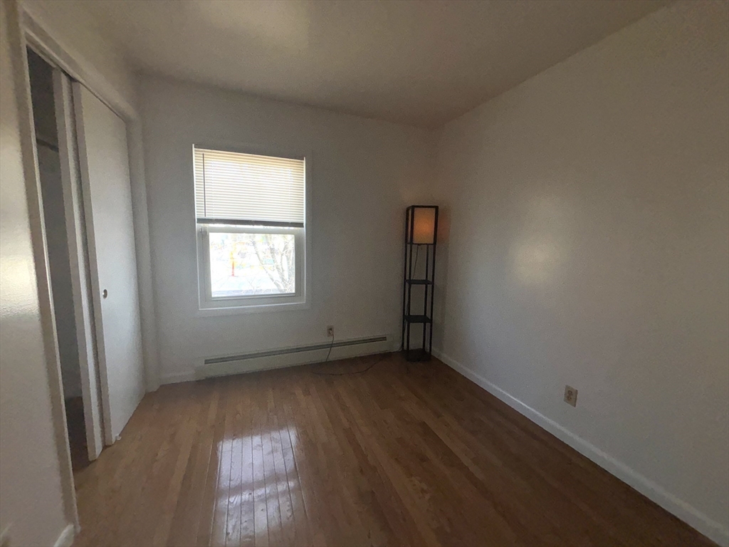 7 Howe Terr, Dorchester