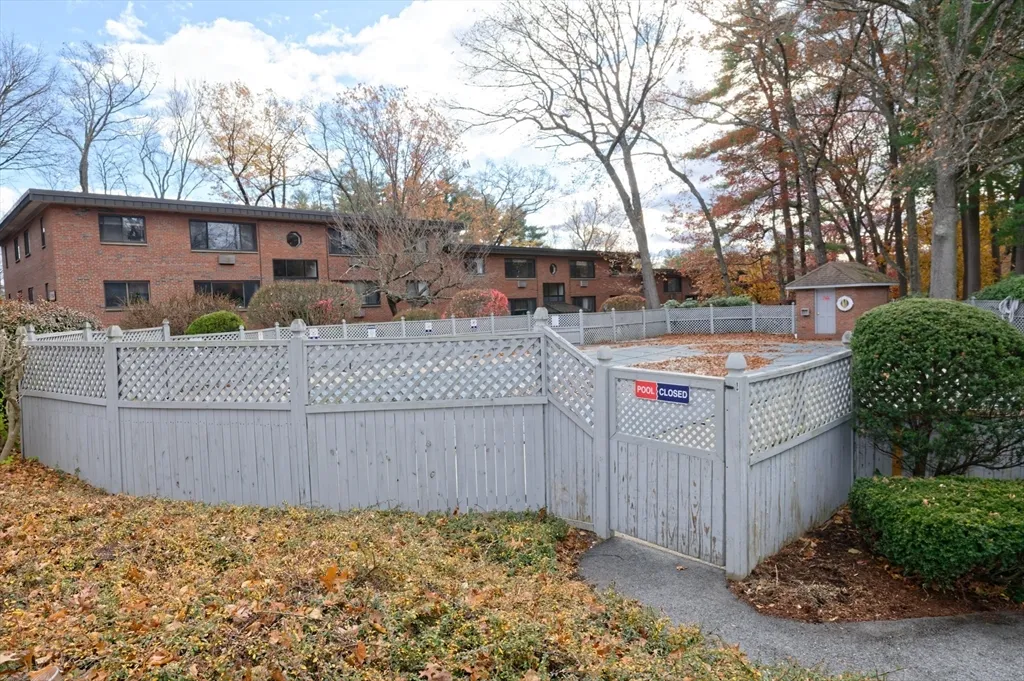 1325 Worcester Rd, Framingham