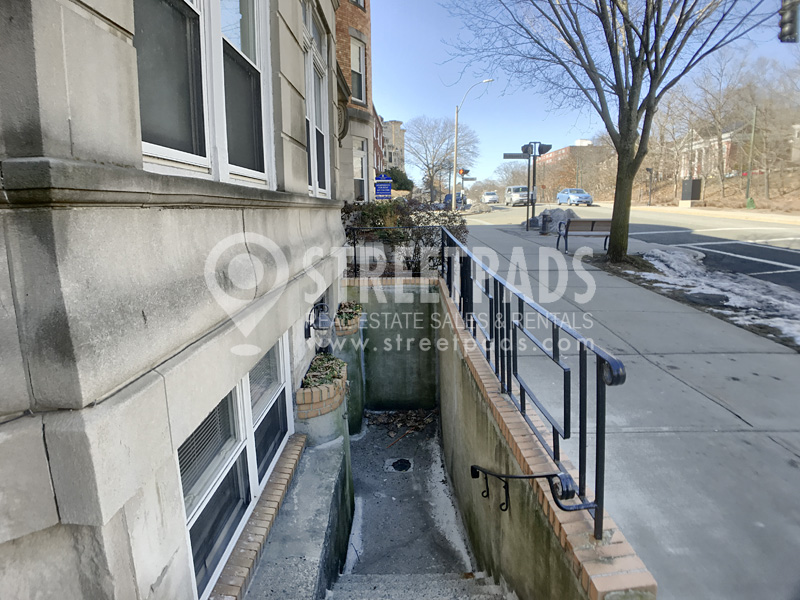 1539 Beacon St, Griggs Park