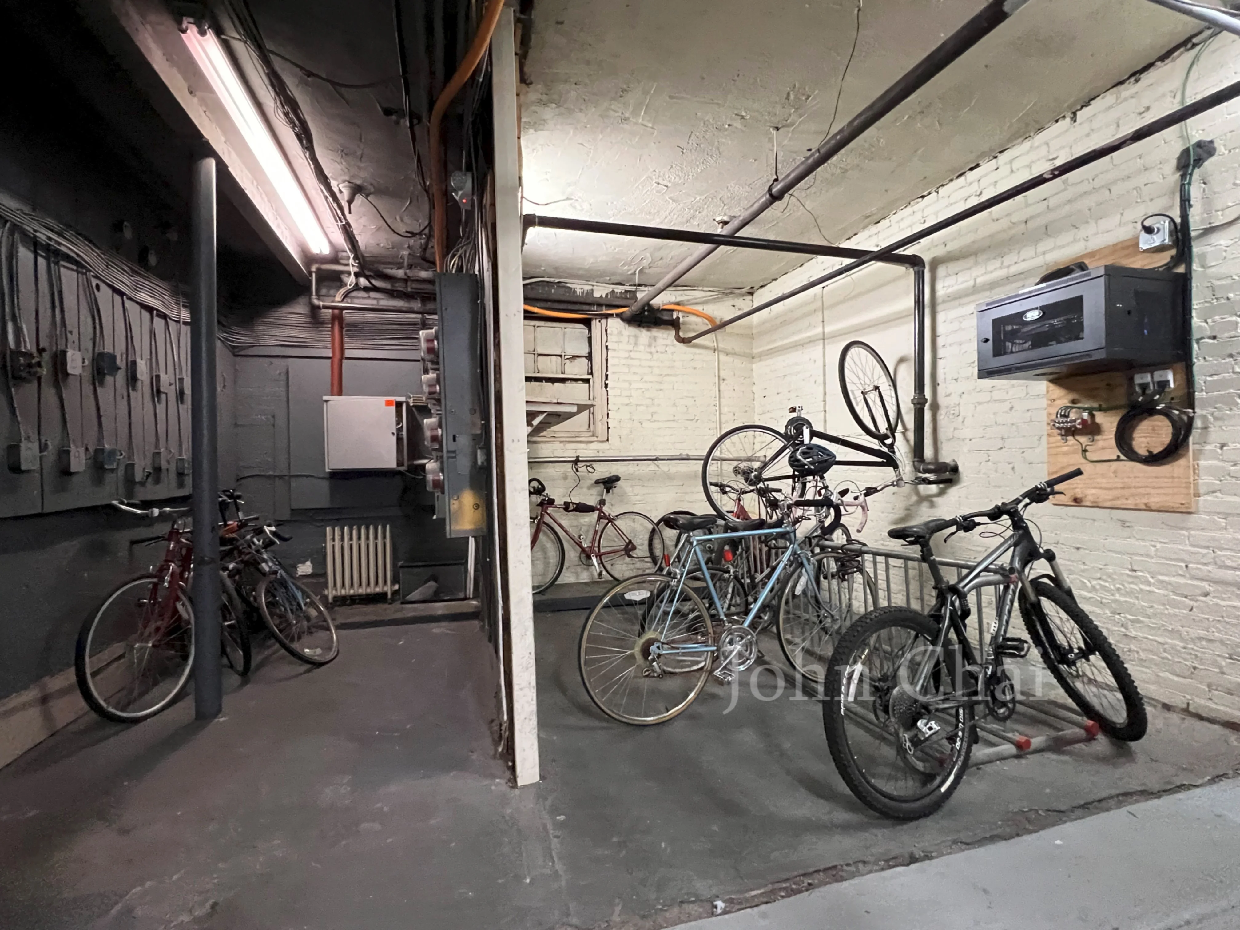 51 Linden St, Allston