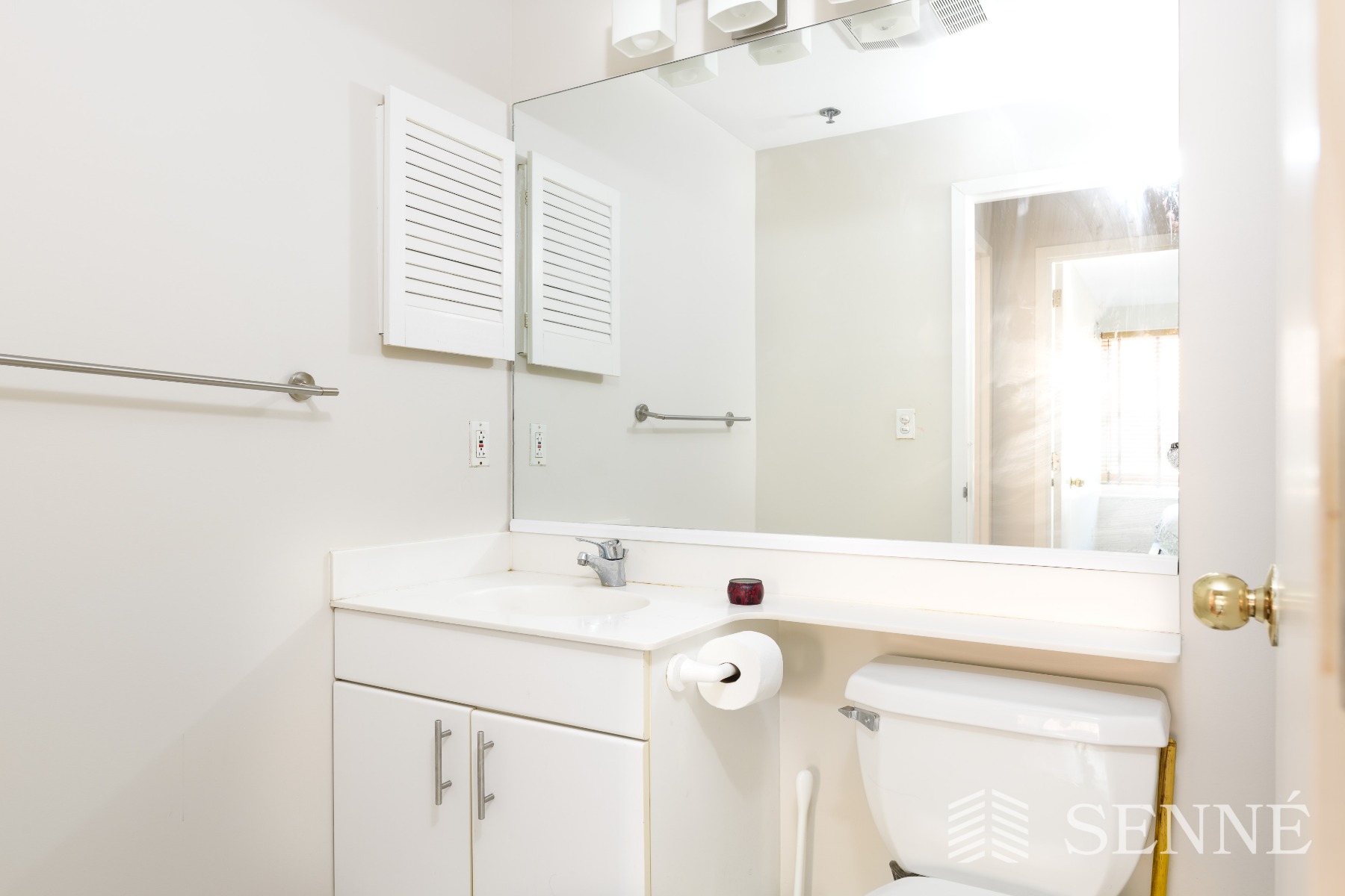 950 Massachusetts Ave, Harvard Square