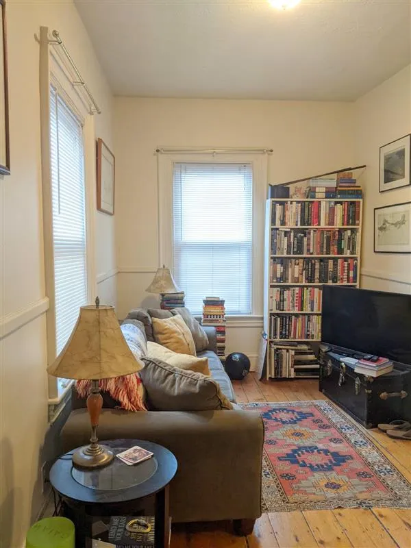 2 Evergreen Sq, Spring Hill