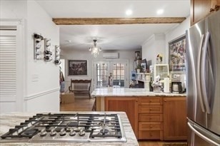 24 Fayette St, Back Bay