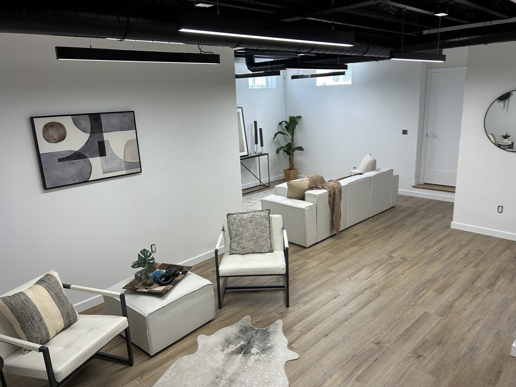 34 Lincoln St, Needham