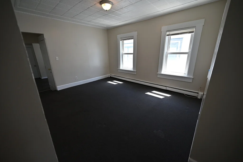 45 West 5th St, Lowell