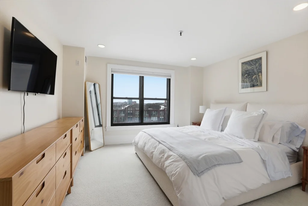 390 Commonwealth Ave, Back Bay