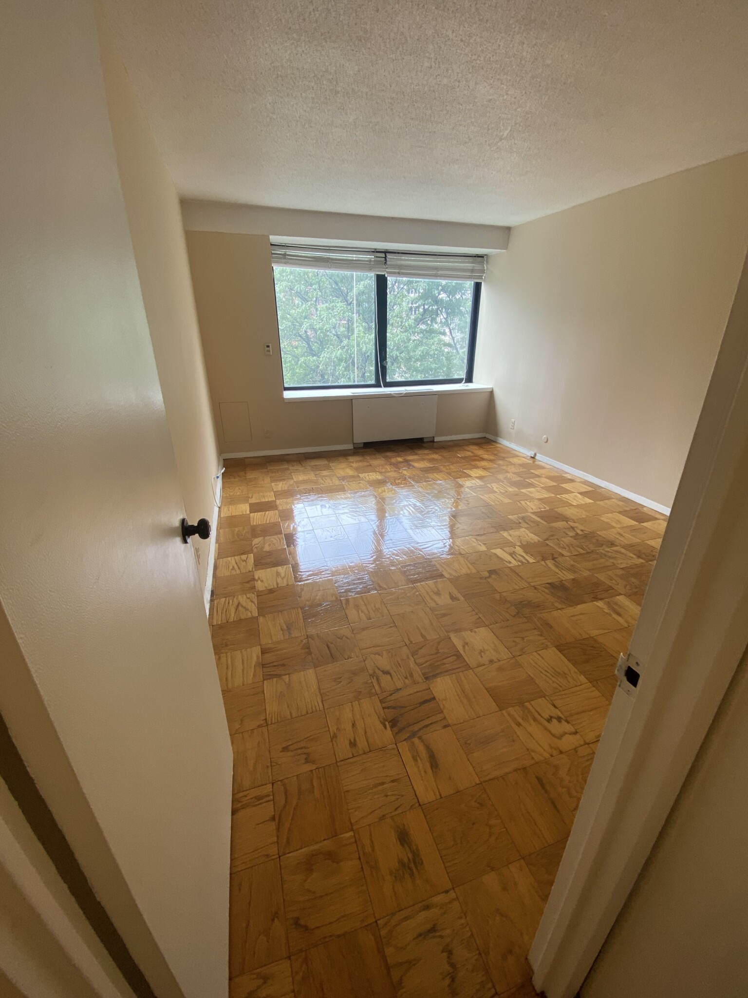 65 East India Row, Waterfront