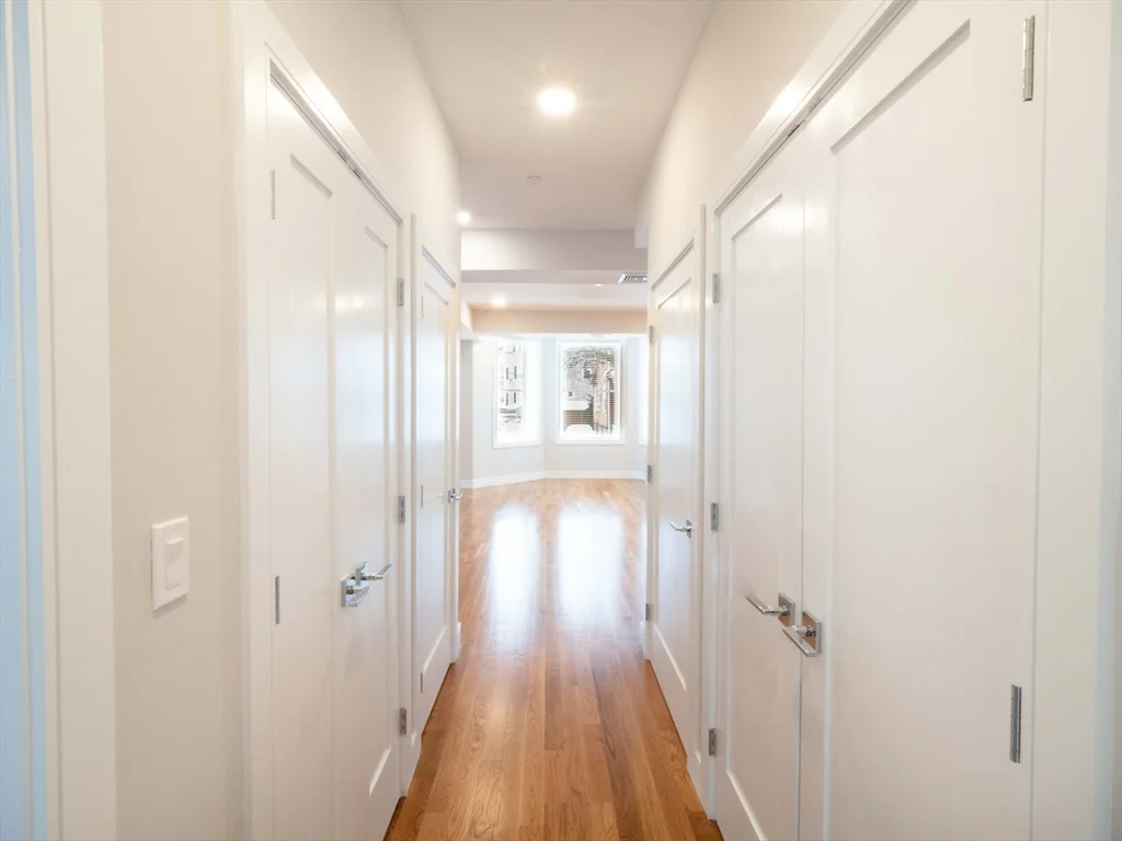 142 Coolidge St, Coolidge Corner