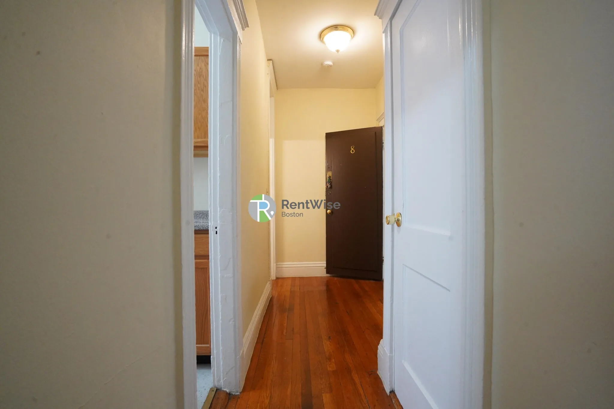 31 Gardner St, Allston