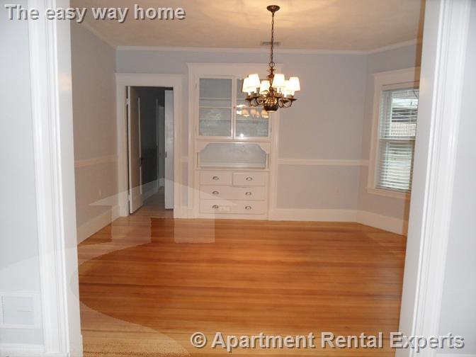 35 Frederick Ave, Tufts