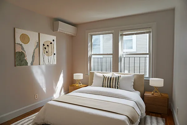 95 Adams St, South Side