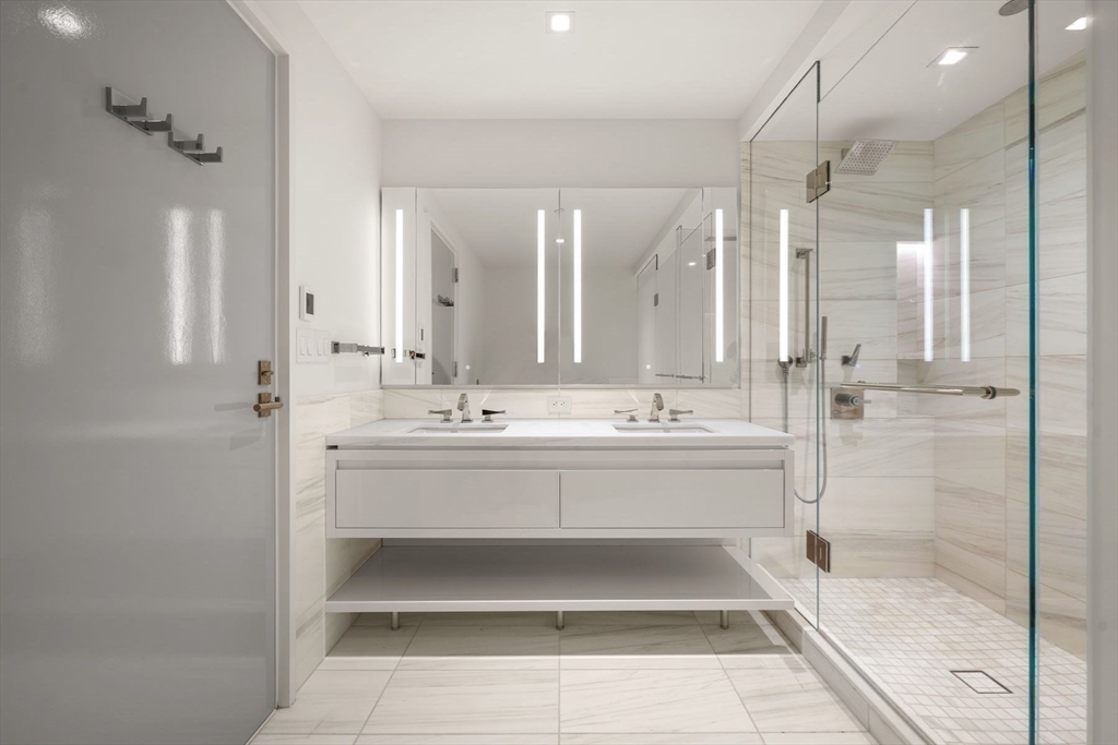 150 Seaport Boulevard, Seaport District