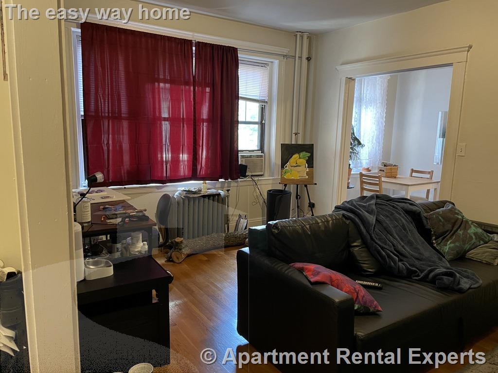 1558 Massachusetts Ave, Harvard Square