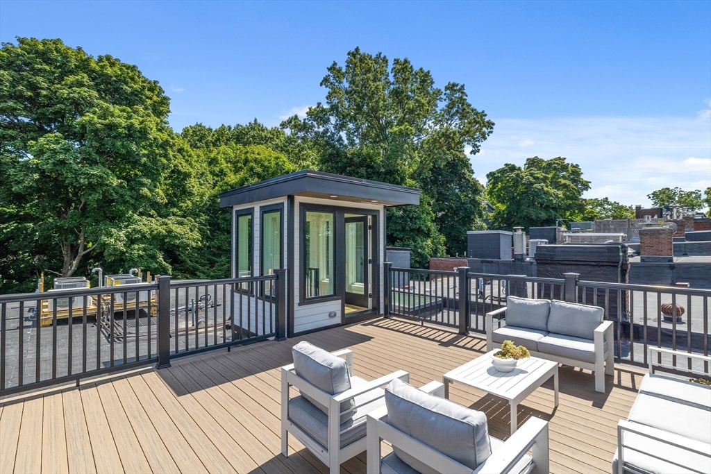 6 Claflin Rd, Aspinwall Hill