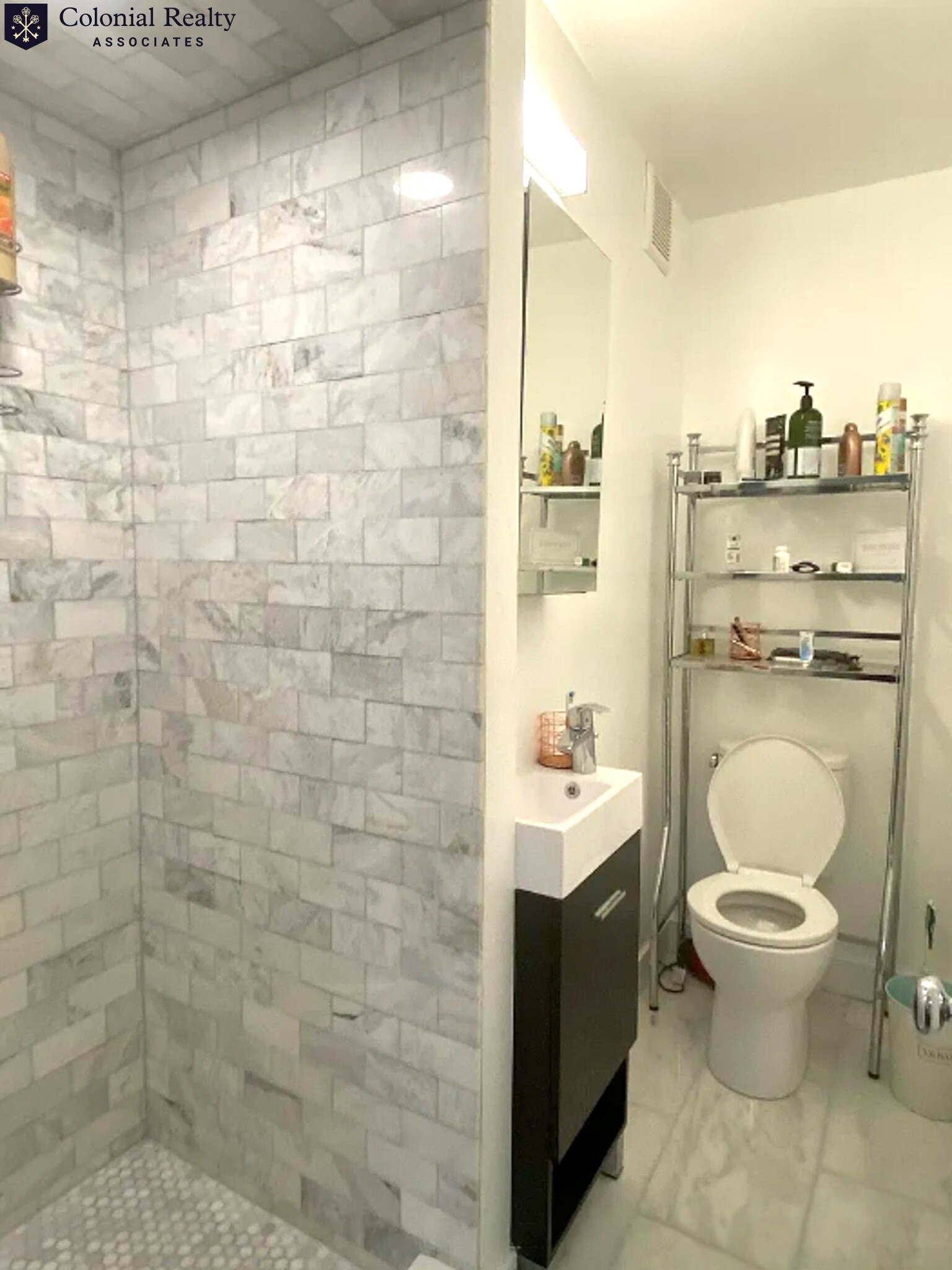 90 Charles St, Beacon Hill