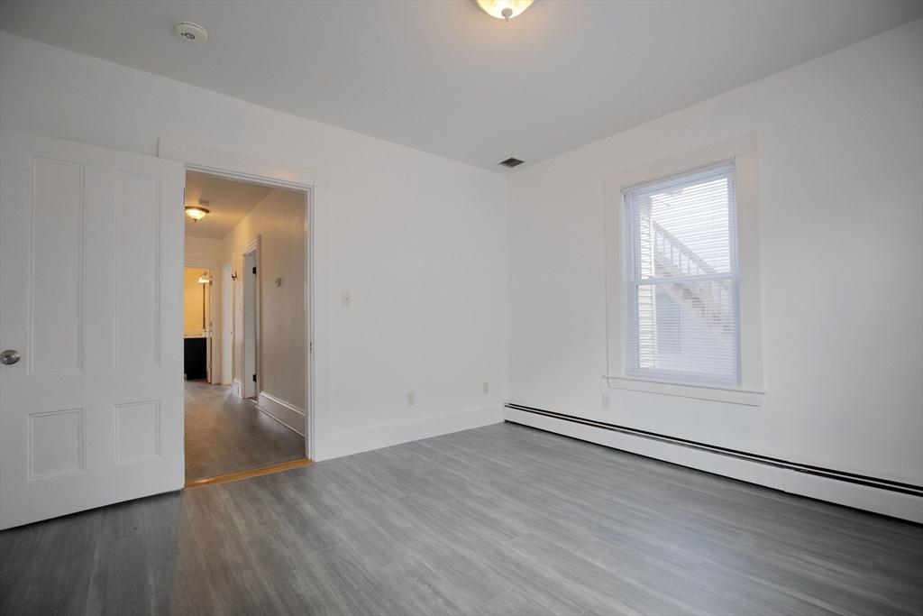 115 Taylor St, Waltham