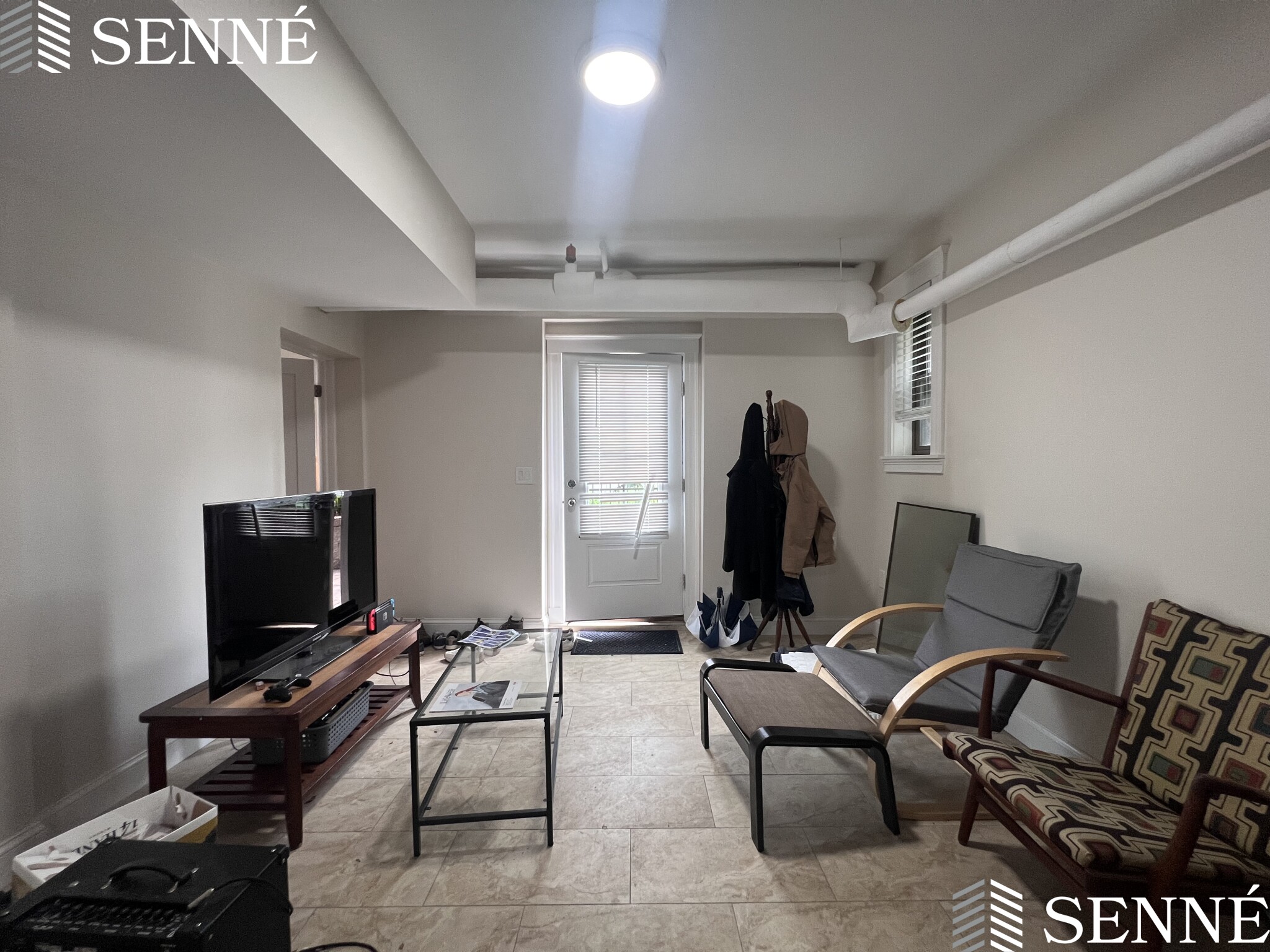 3 Linnaean St, Neighborhood Nine