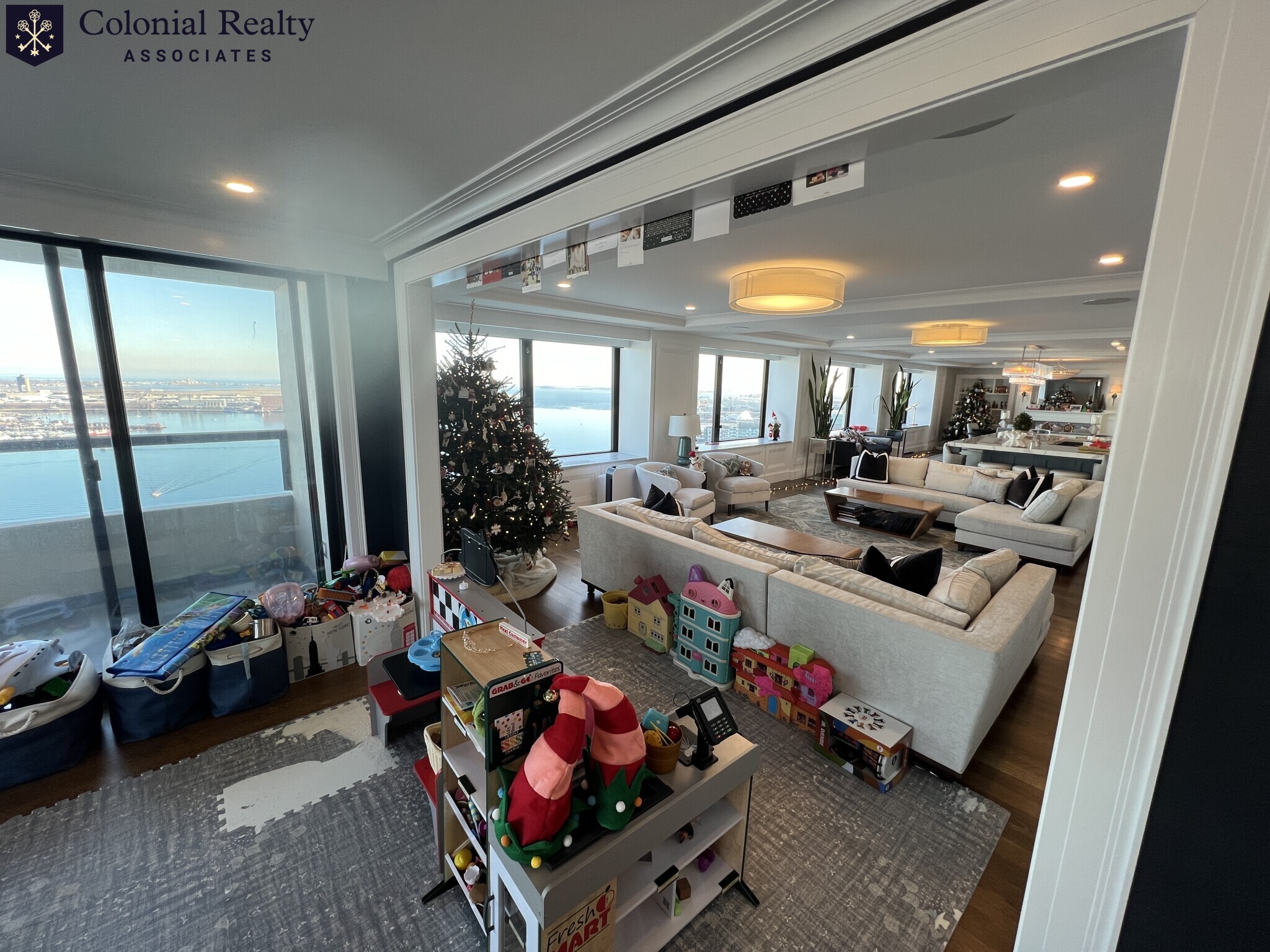 85 East India Row, Waterfront