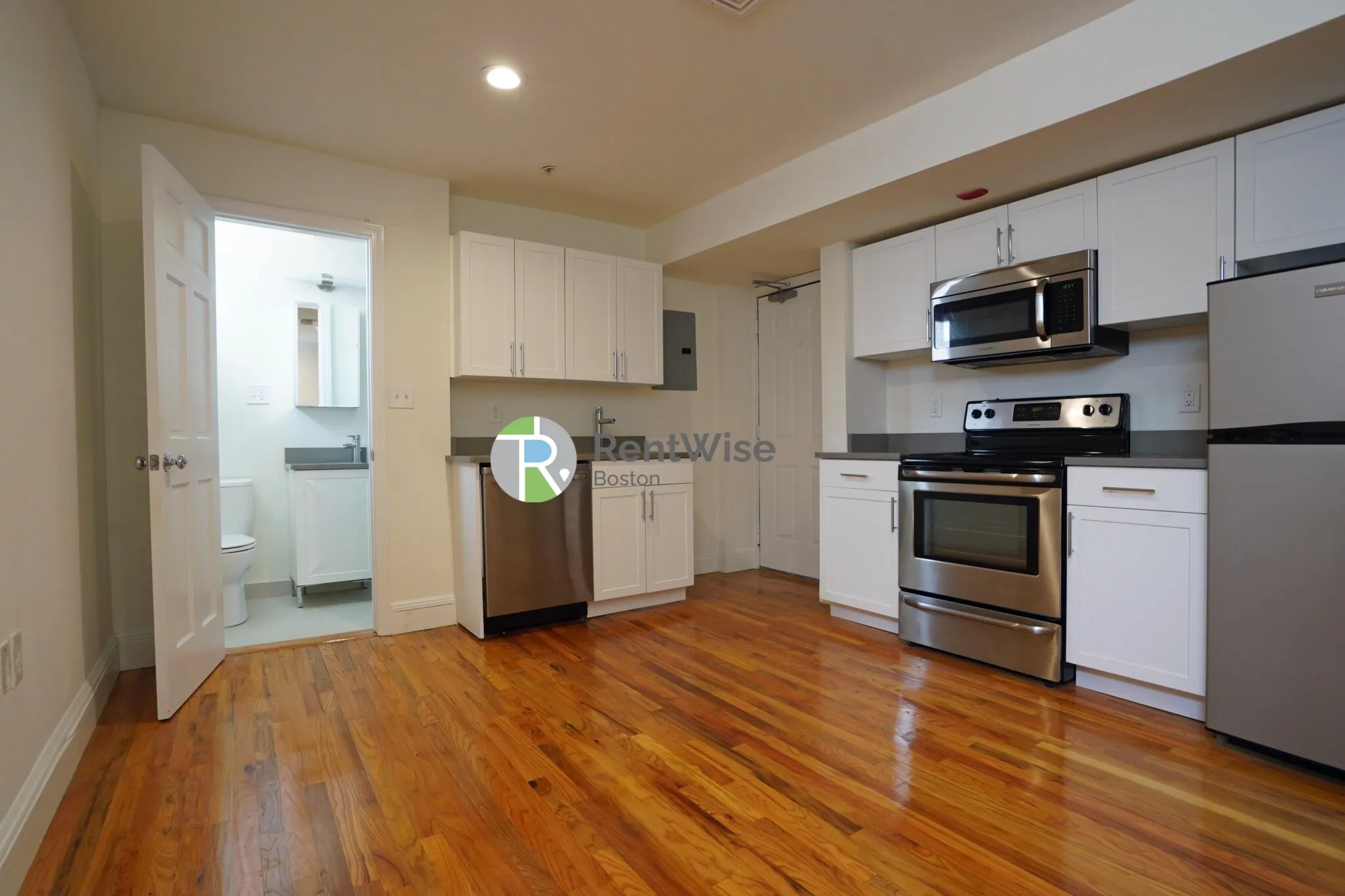10 Brainerd Rd, Allston
