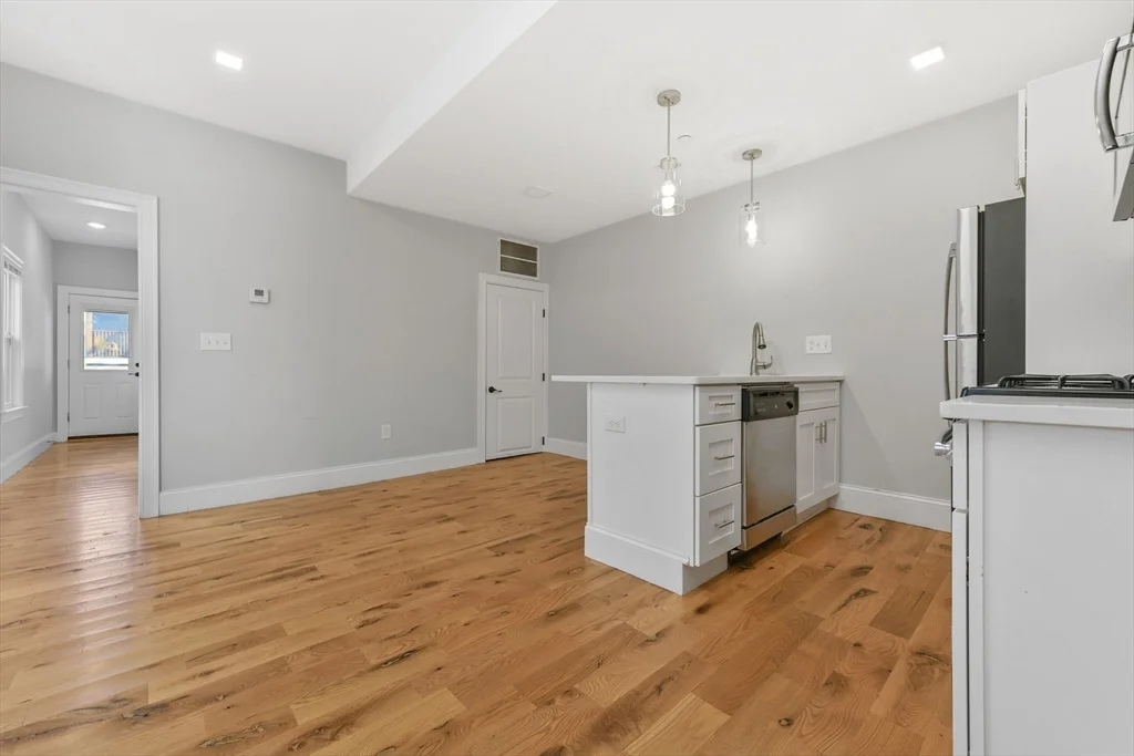 70 West Eagle St, East Boston