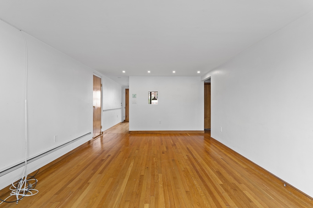 1800 Columbia Rd, South Boston