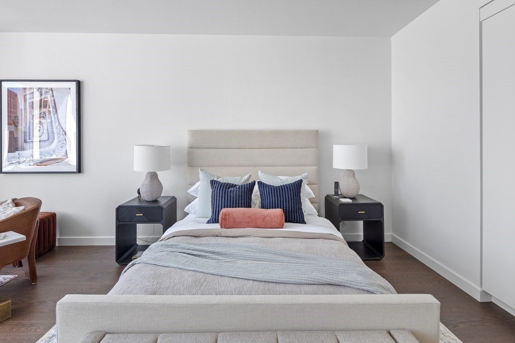 430 Stuart St, Back Bay