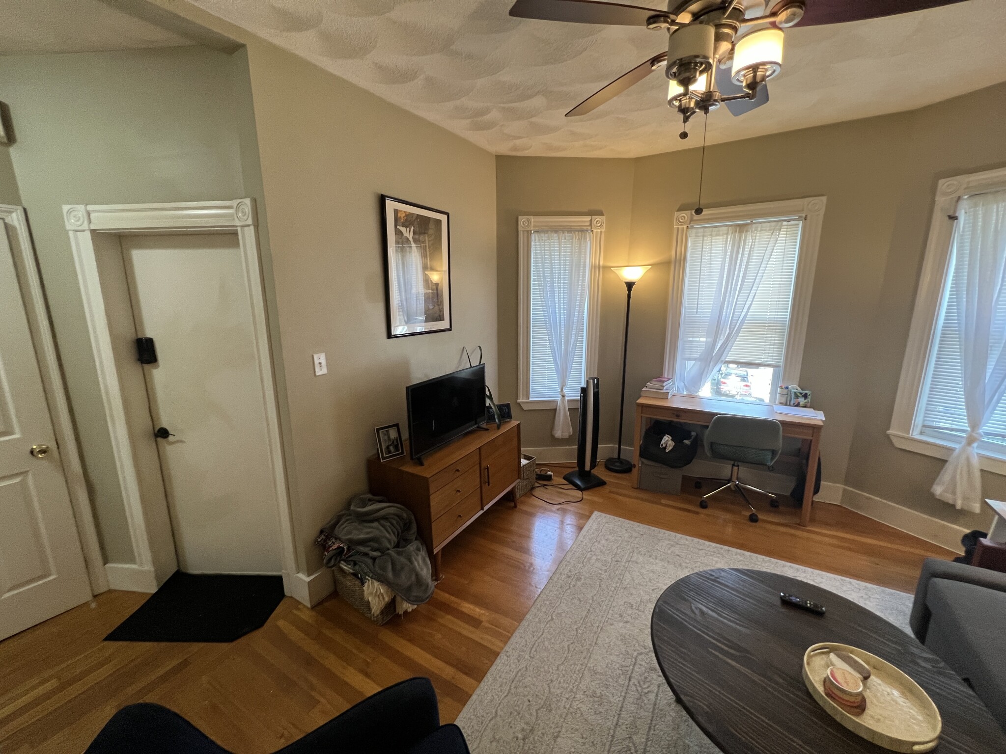 24 Ellington Rd, Powder House Square