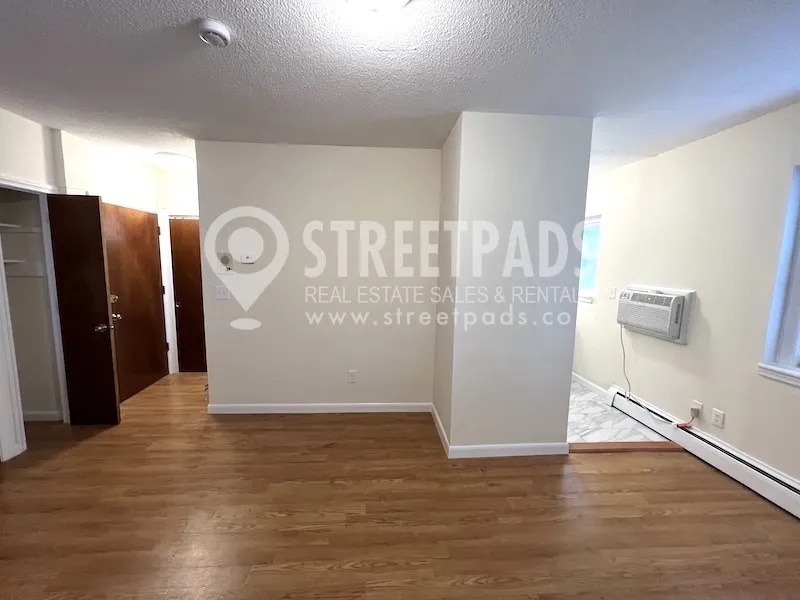 2018 Commonwealth Ave, Brighton